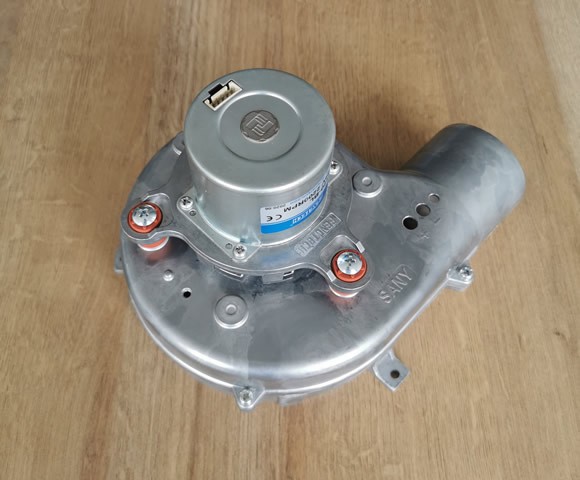 EM150-BL70 Brushless DC Fan